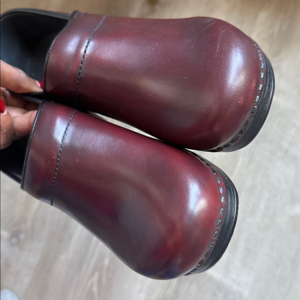 Dansko Burgundy Mules - Picture 3 of 8